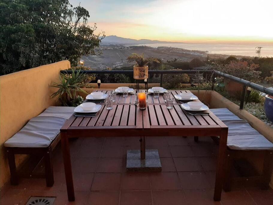 3 Bedroom Home With Amazing Views & Outdoor Spaces マニルバ エクステリア 写真